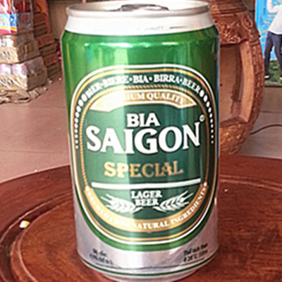Вьетнамский специализированный подлинный Saigon Beer Saigon Bia Summer Ice Cool Allog Allog - это просто пьет
