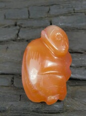 Подвеска для автомобиля 〓清代玛瑙猴1〓玉峰亭 老玛瑙件 品相好无暇无绺