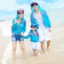 Cha mẹ và con mùa xuân và mùa hè quần áo chống nắng gia đình ba dài tay áo khoác mùa hè chống uv bãi biển kem chống nắng quần áo nhà đầy đủ bộ thun đẹp gia đình