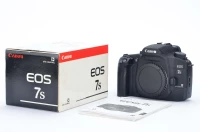Canon EOS7S является последним поколением EOS30V пленочной камеры EF EF BAYONET, содержащий оригинальную упаковку