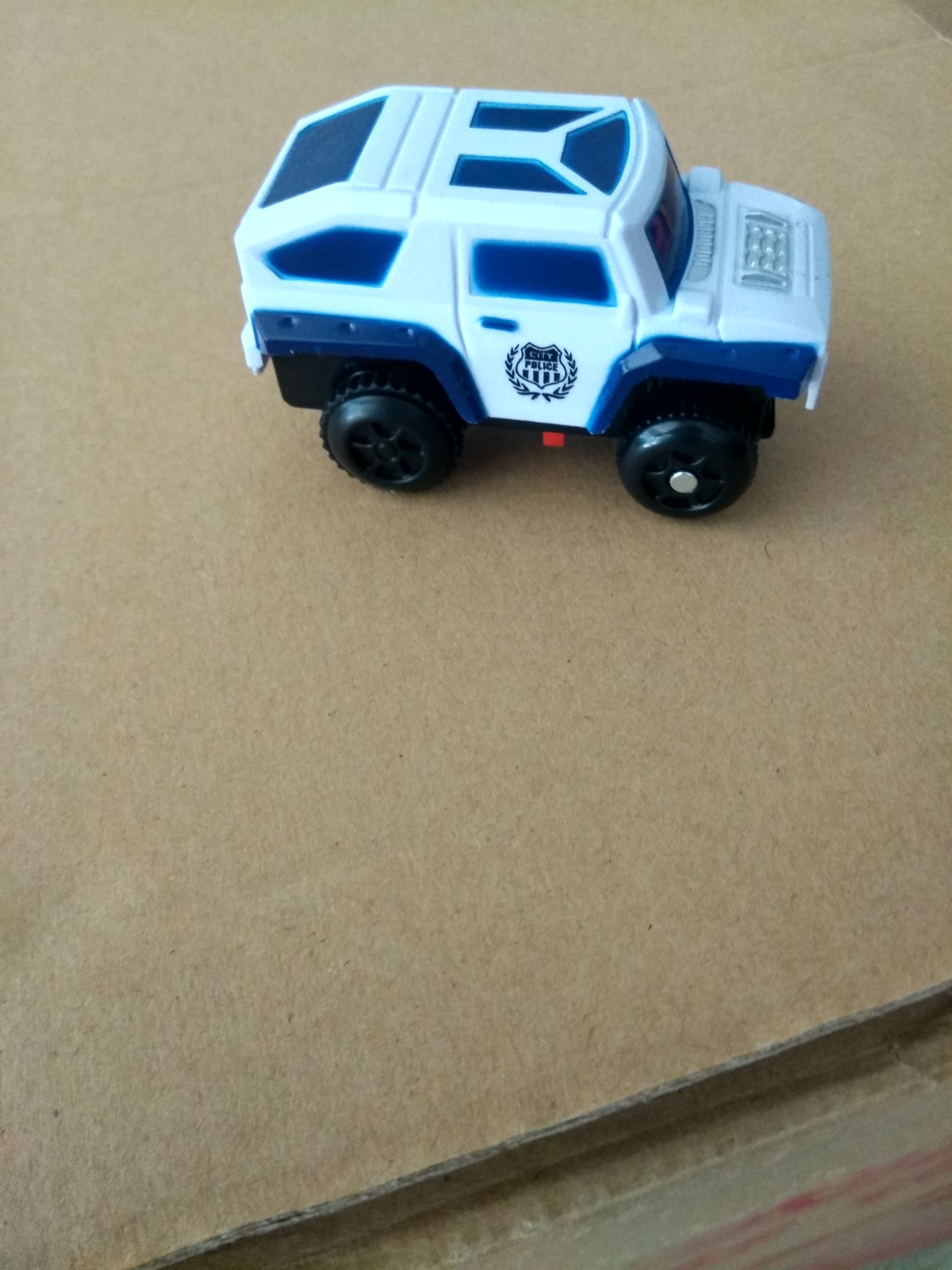 Electric Police Car 4.2CmElectric track Toy car Specially equipped racing multi-storey track automobile Changeable Rail car Toys a car Electric