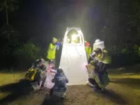 Дорожная защитная палатка