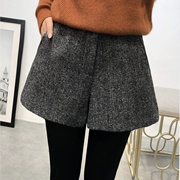 Quần short len ​​nữ mùa đông 2018 mới mùa thu đông và bốt cao cổ mặc quần lửng ống rộng skinny mỏng