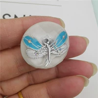 Светло-голубой