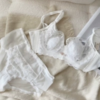 Белый комплект