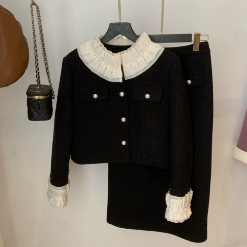 Длинная юбка, пуховик, комплект, утепленная куртка, изысканный стиль, в стиле Шанель, по фигуре, в западном стиле