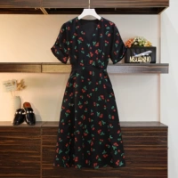 Черный, длинный