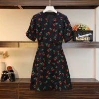 Черный, короткий