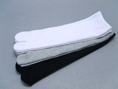 taobao agent Clogs, silver black and white short socks, cosplay