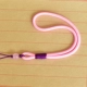 Висящее запястье розовая веревка фиолетового узелка