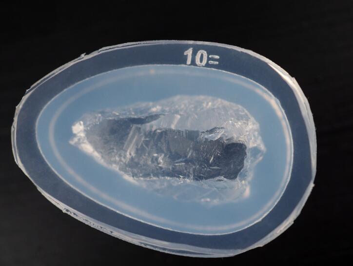 Watermelon Reddiy Gutta percha transparent silica gel mould Crystal Glue  mould silica gel mineral Spar Crystal Cluster transparent mould