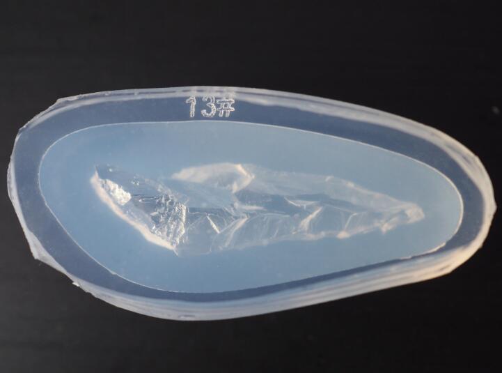 Orangediy Gutta percha transparent silica gel mould Crystal Glue  mould silica gel mineral Spar Crystal Cluster transparent mould