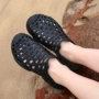 Đôi giày đi biển có lỗ đi biển - Giày thể thao / sandles xăng đan cao gót