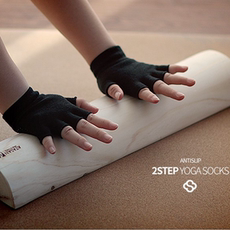 Перчатки для йоги 韩国新款瑜伽防滑手套女专业高端健身房器械撸铁 透气 防起茧呵护