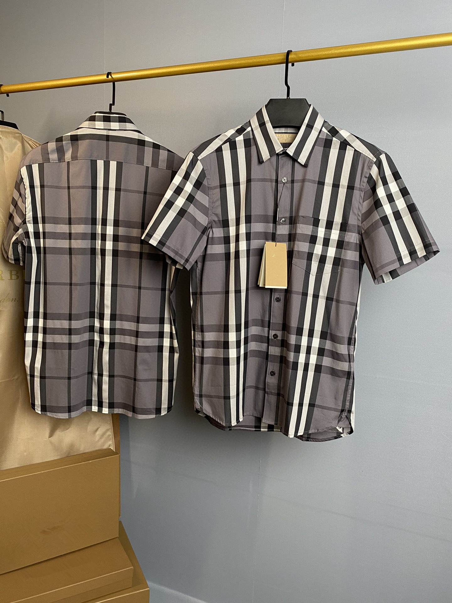 Medium Graynew pattern Europe and America lattice shirt men's wear home Short sleeve lovers classic letter rainbow Britain Check pattern Big size shirt b