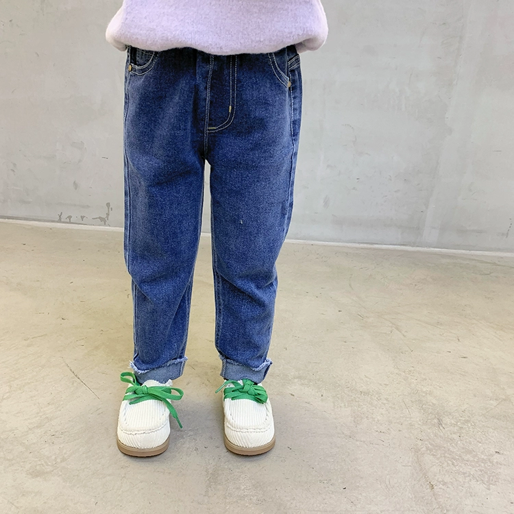 Quần áo trẻ em gia đình Yangmei 2020 xuân mới quần jean bé gái bé gái quần jean hoang dã Hàn Quốc - Quần jean