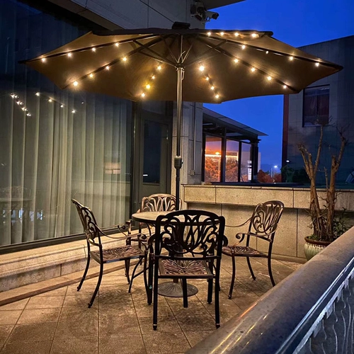 Наружный солнце -зонтик Big Open -Rooftop Courtyard с солнечной светодиодной лампой 3 метра в средней колонне Складывает наружные римские столы и стулья
