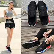 2018 mùa hè mới giày thể thao của phụ nữ thở giày chạy sinh viên trọng lượng nhẹ chạy giày của nam giới giày lưới của phụ nữ lưới những người yêu thích khuôn mặt giày