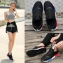 2018 mùa hè mới giày thể thao của phụ nữ thở giày chạy sinh viên trọng lượng nhẹ chạy giày của nam giới giày lưới của phụ nữ lưới những người yêu thích khuôn mặt giày mua giày thể thao