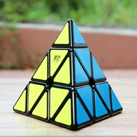 Qiyi Pyramid (черный фон)+Учебник+База