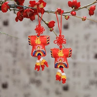 Sanjie Liu Su-Dragon Rabe Red