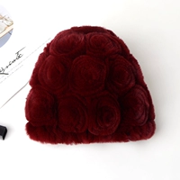 Темно-бордовый