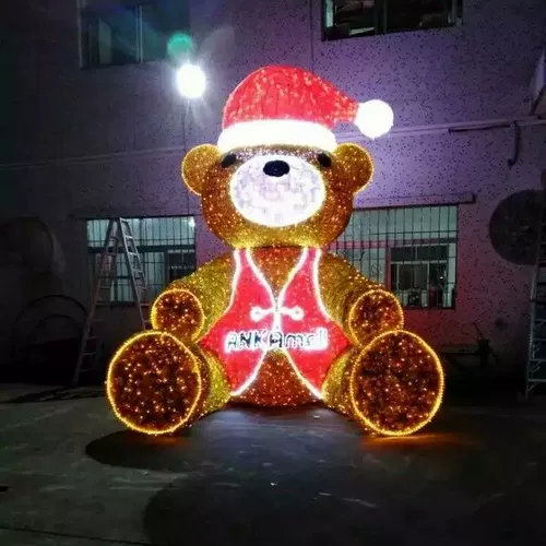 Рождественская красавица на открытом воздухе светость медвежьей формы фестиваль освещение освещение