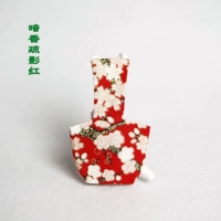 Золотой постоянный темный аромат и тень красный