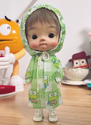 taobao agent Shipping in a week Blythe small cloth QBABY little raincoat doll wearing raincoat OB2224