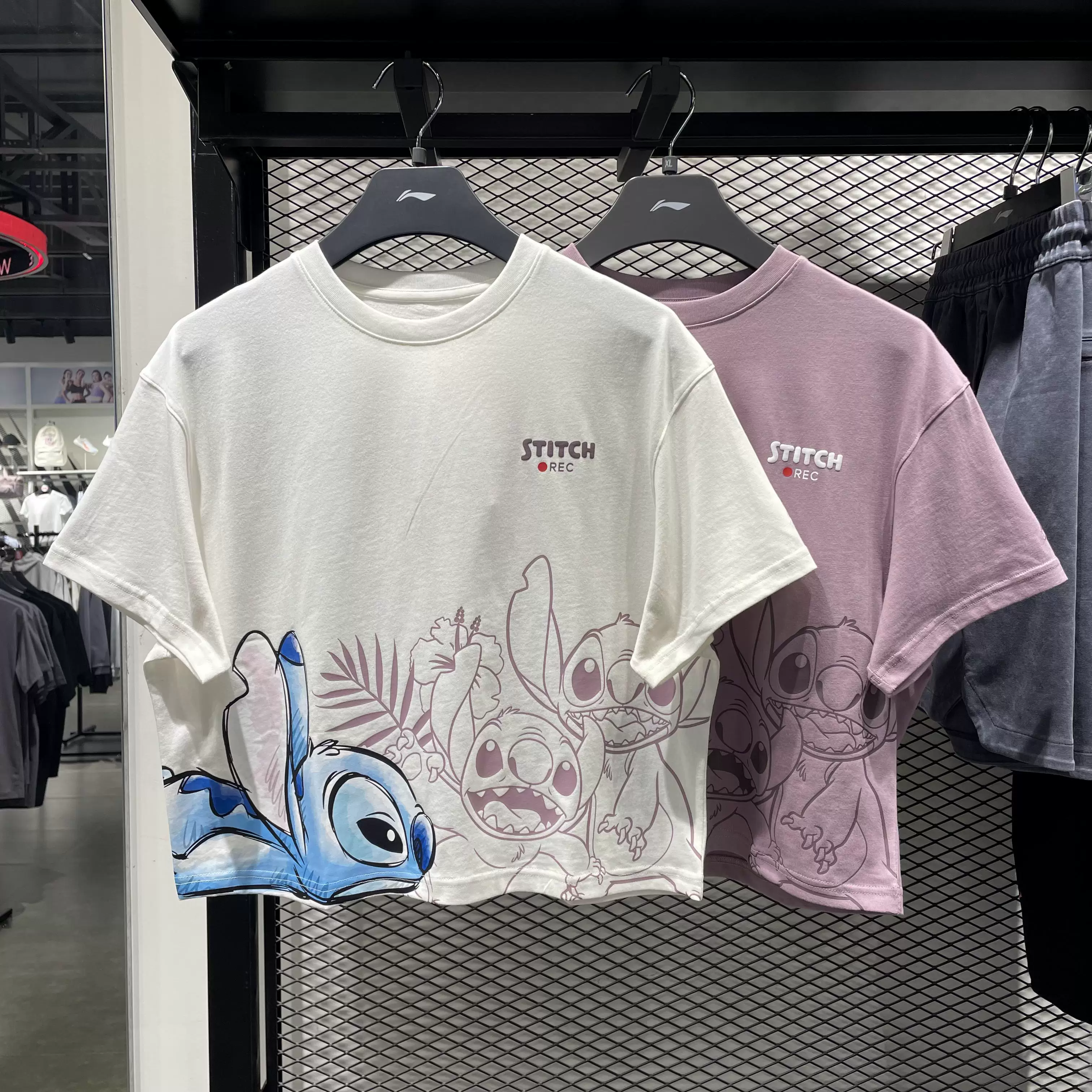 Li Ning 2023 Autumn New Products Women Disney Name Sports Trends Loose Short-sleeved Cultural Shirt AHST498