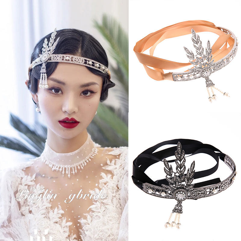 Os novos acessórios da noiva: incríveis chapéus Gatsby, magnífica estrela da coroa, acessórios de cabelo com a mesma pérola para mulheres_voghion.com