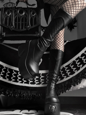 taobao agent Spot little witch original black and white elastic tight punk goth skull y2kl thick bottom calf boots