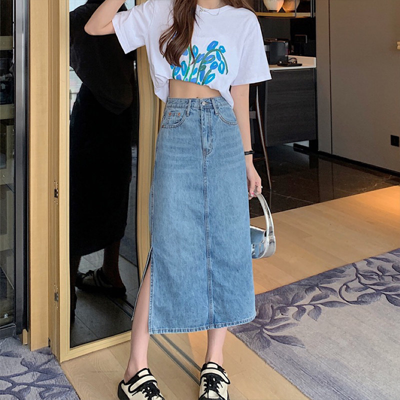 High-waisted A-line denim MIDI skirt for women 2022 new autumn design with a slit, fashionable and slimming mid-length dress