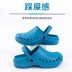 Doctor operating room hole-in-the-wall slippers hospital laboratory intensive care unit nurses men and women waterproof protective toe-toe non-slip shoes 