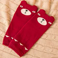 Красный медведь имеет длину около 30 см 2