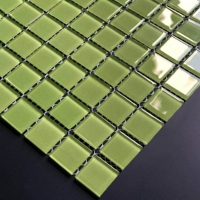 Светло-зеленый