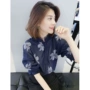 Châu Âu 2019 xuân hè mới của phụ nữ Hàng hóa châu Âu phiên bản Hàn Quốc của áo sơ mi cổ trụ ren hoa dại - Áo sơ mi áo sơ mi nữ dài tay màu đen