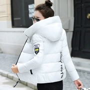 Áo chống mưa cotton ngắn cho nữ sinh viên đại học gió phiên bản Hàn Quốc của xu hướng thời trang nữ cỡ lớn 170 pounds thời trang áo khoác cotton - Bông