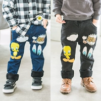 Cậu bé mùa đông cộng với quần nhung tự nhiên tu luyện quần trẻ em quần ấm hoạt hình in quần jeans shop quần áo trẻ em gần đây