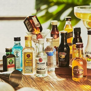 Магазин магазин барментинг маленький винный версия Chi Shi Whiskey 50 мл маленькая винная бутылка коллекция торта на день рождения торт