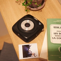 Fuji Instax Square Sq10 Производительность Digital основана ретро -камера с кандидацейской бумагой