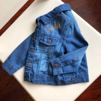 Bông mỏng và mềm mại trẻ em denim áo khoác cậu bé cô gái bé bông mỏng bộ thêu áo ấm cho bé gái