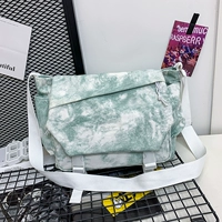 Зеленая коллекция, чтобы отправить небольшие подарки