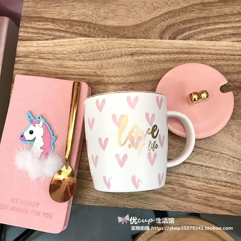 Golden Peach Heart Three Dimensional Cup With Extra Peach Hearts In Front And Backlovely Pink Girlish heart three-dimensional gold-plated love Ceramic cup With cover spoon student office white coffee Water cup
