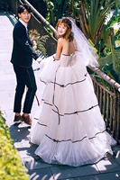 Свадебное платье подходит для фотосессий, одежда для влюбленных