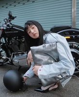 Серебряная серебряная точка