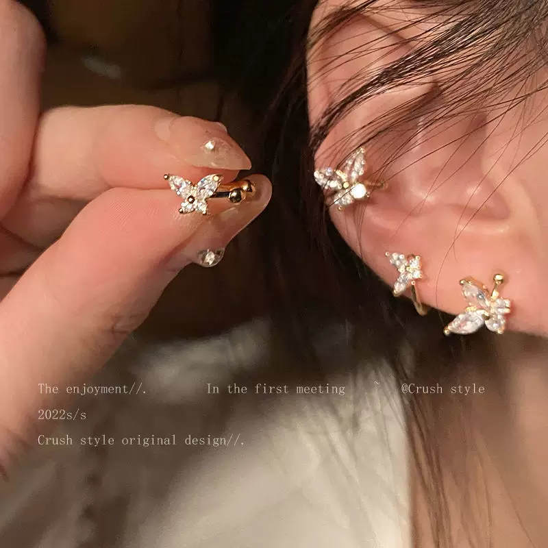 Sophisticated ear clips with zircon, earrings, no pierced ears, light luxury style