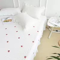 Chăn bông trải giường ba mảnh quilting mùa hè trải giường Hàn Quốc dày chăn lớn điều hòa không khí dâu tây là - Trải giường ra giường màu xám