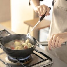 Фритюрница 日本制造arnest燕三条20cm深型铸铁汤锅炸锅高山商店日本代购直邮