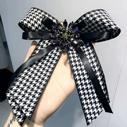 Hàn Quốc Dongdaemun phụ kiện quần áo lớn houndstooth kim cương nơ áo nơ cổ áo trâm cài phụ nữ - Trâm cài
